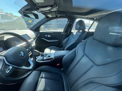 Used 2019 BMW 330i 330i w/ Convenience Package image 8