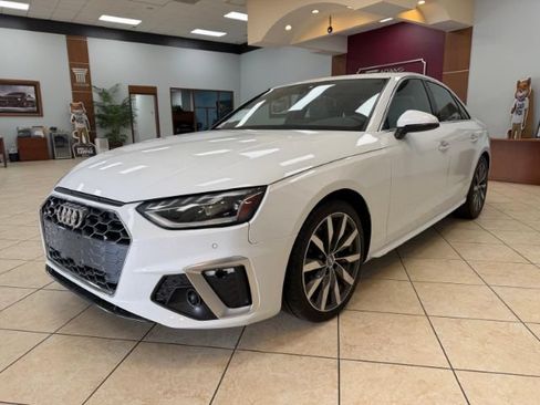 Used 2020 Audi A4 2.0T Premium Plus w/ Premium Plus Package FWD image 3