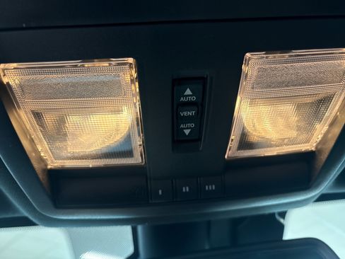 Used 2021 Dodge Challenger R/T Scat Pack w/ Plus Package image 17