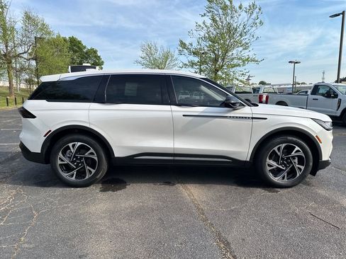 New 2026 Lincoln Nautilus Premier w/ Equipment Group 102A image 4