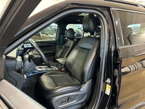 Used 2022 Ford Explorer ST-Line w/ Class IV Trailer Tow Package image 12