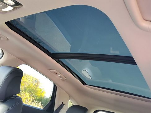 New 2026 Genesis GV70 2.5T Select image 24