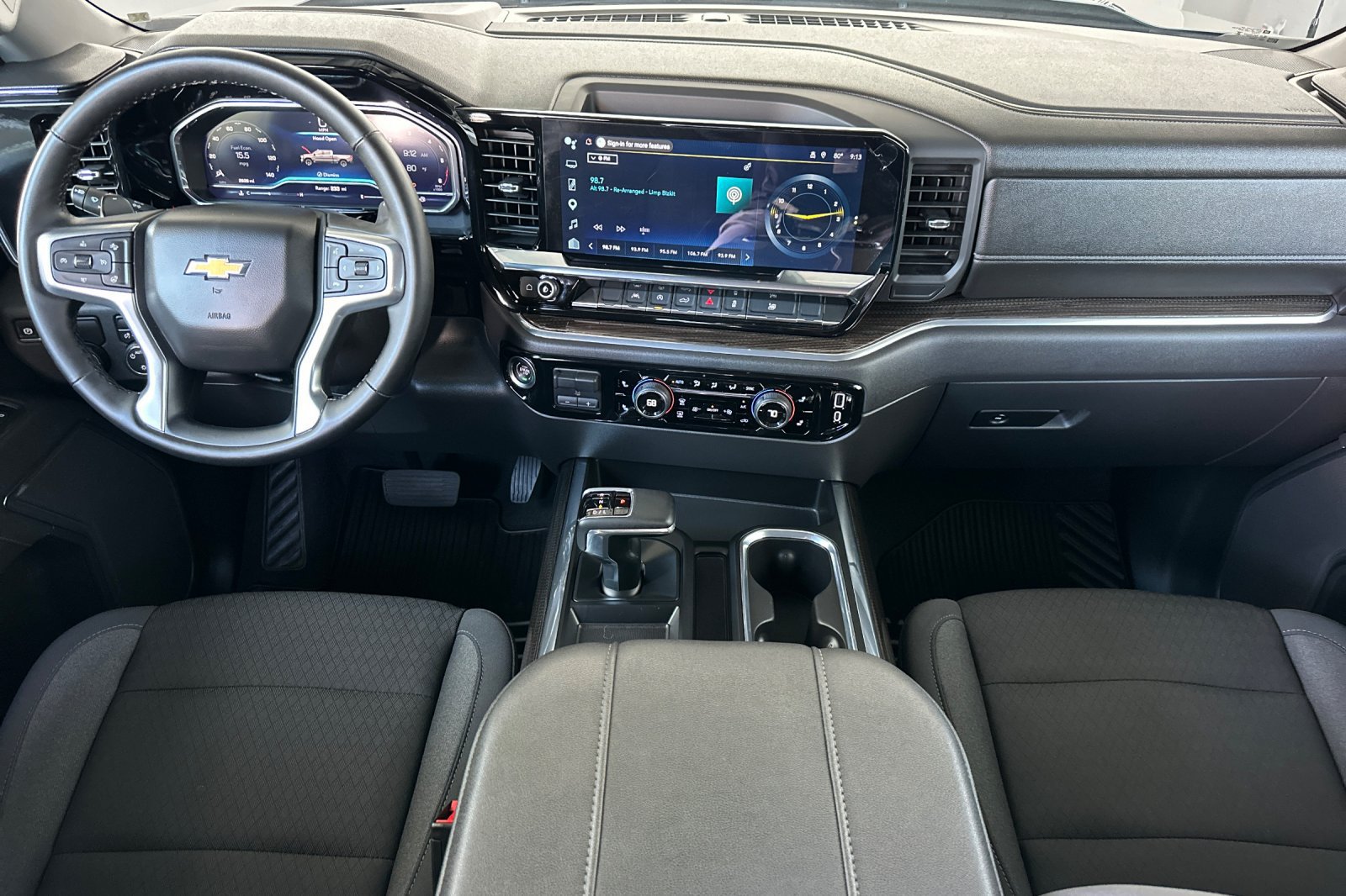 Used 2025 Chevrolet Silverado 1500 LT w/ LPO, Dark Essentials Package RWD image 16