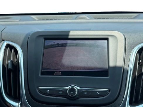 Used 2024 Chevrolet Equinox LT FWD image 9