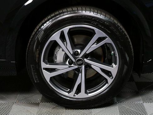 New 2027 Audi Q6 e-tron Premium image 39