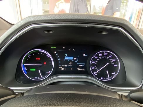 Used 2019 Toyota Avalon XSE w/ All Weather Liner Package FWD image 34