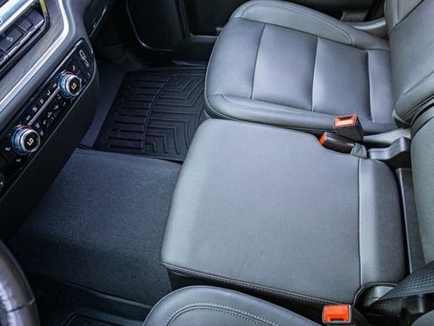 Used 2022 GMC Sierra 1500 SLT w/ X31 Off-Road Package image 19