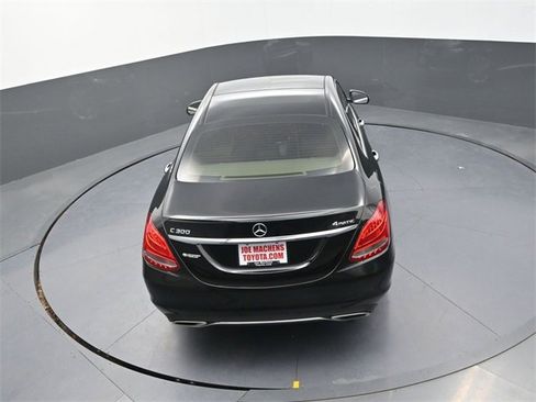 Used 2017 Mercedes-Benz C 300 4MATIC Sedan image 24