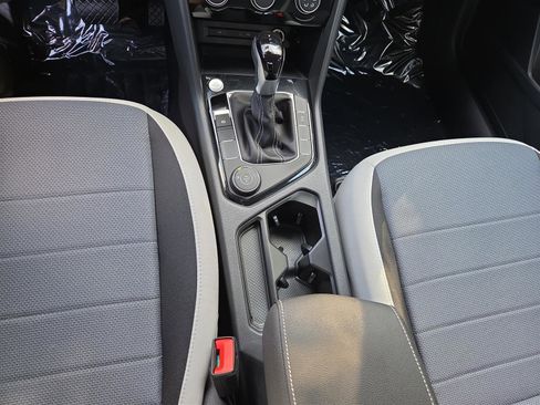 Used 2025 Volkswagen Taos S image 23