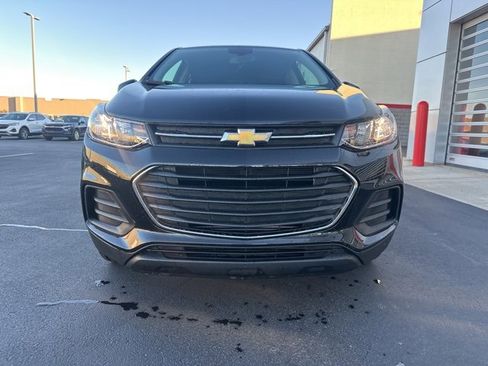 Used 2022 Chevrolet Trax LS w/ Tint and Cruise Package image 2