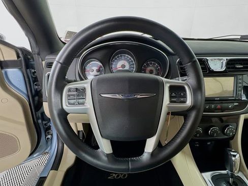 Used 2013 Chrysler 200 Limited FWD image 12