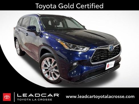 Certified 2022 Toyota Highlander Limited image 1