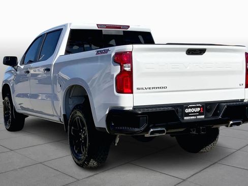 Used 2026 Chevrolet Silverado 1500 LT Trail Boss w/ Convenience Package II image 12