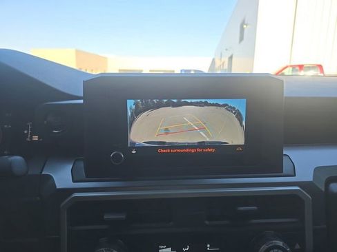 Used 2024 Toyota Tacoma SR5 image 9