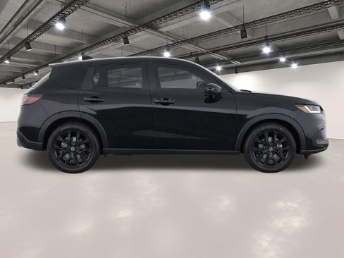 Used 2024 Honda HR-V Sport image 8