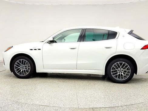 Used 2024 Maserati Grecale GT image 9
