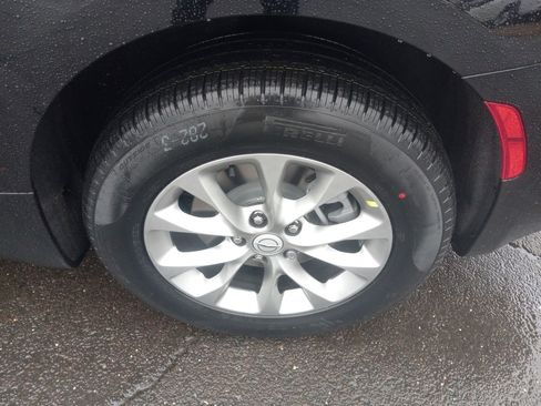 New 2026 Chrysler Pacifica Limited image 29