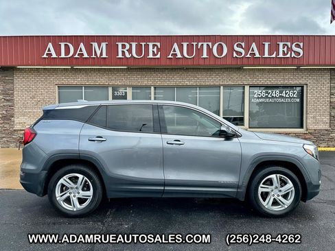 Used 2020 GMC Terrain SLE image 1