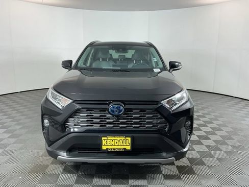 Used 2020 Toyota RAV4 Limited AWD/4WD image 2