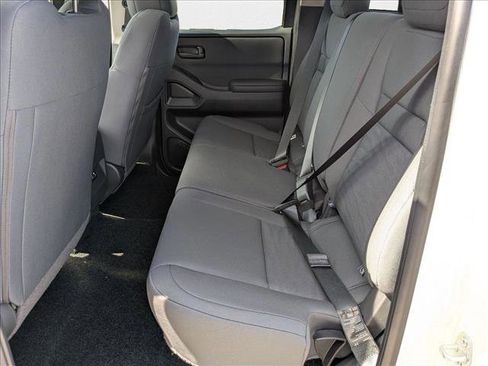 New 2025 Nissan Frontier S image 14