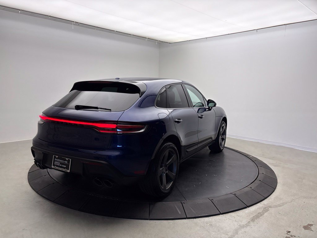 Certified 2026 Porsche Macan AWD/4WD image 7