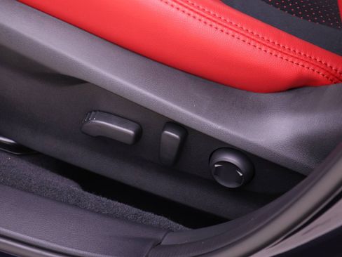 Used 2025 Subaru WRX Limited w/ Popular Package #2A image 17