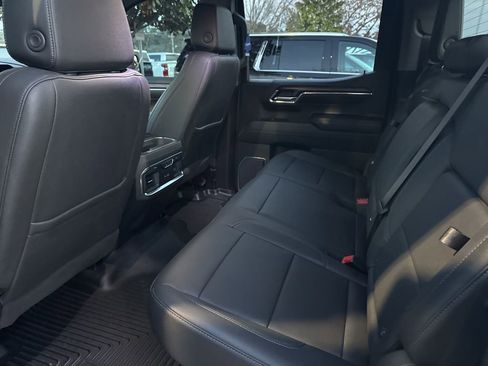 Used 2024 GMC Sierra 1500 SLT w/ SLT Premium Plus Package image 13