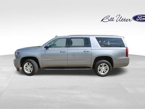 Used 2019 Chevrolet Suburban LT AWD/4WD image 8