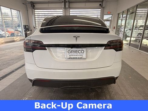 Used 2023 Tesla Model X image 11