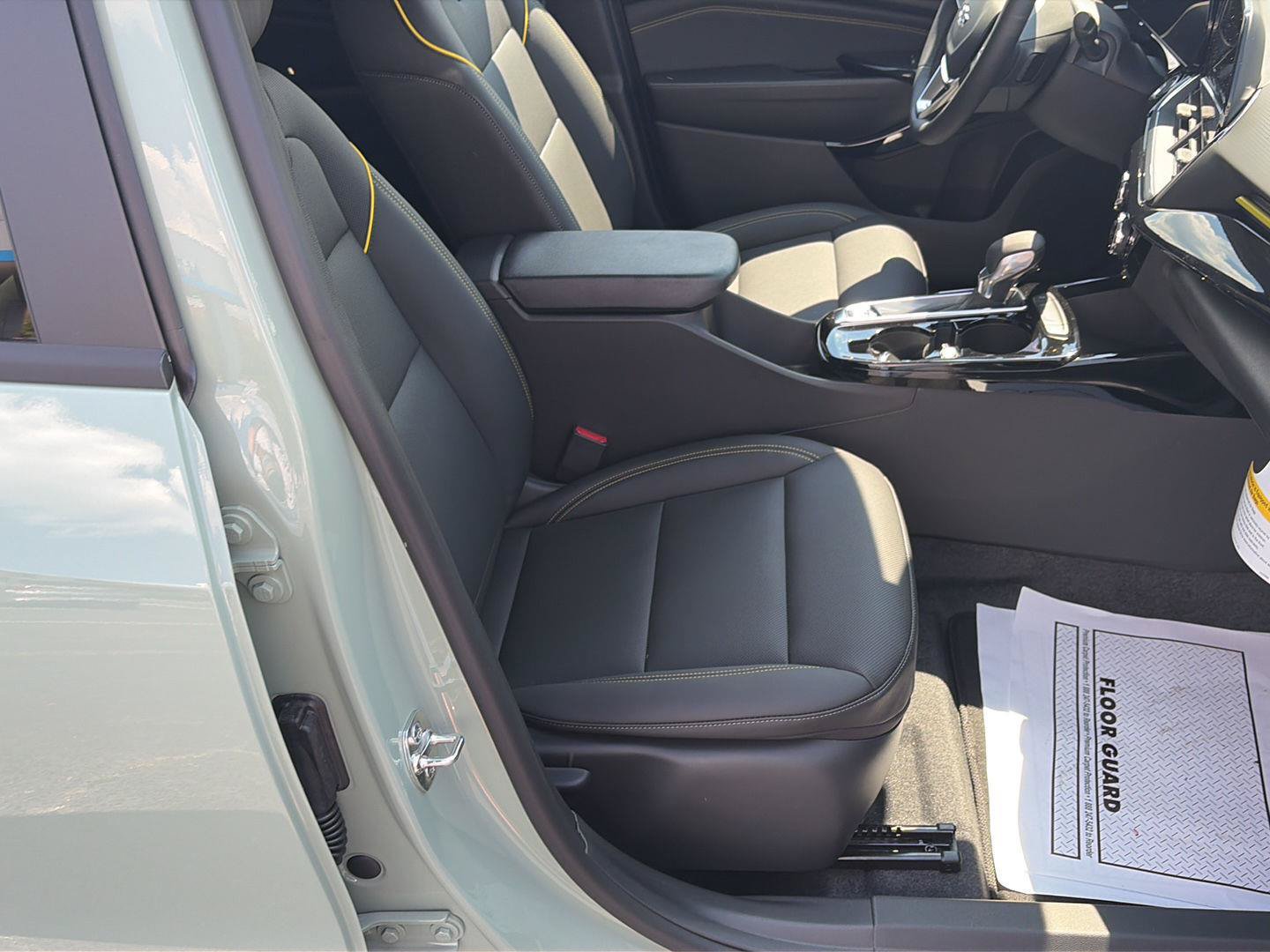 New 2026 Chevrolet Trax ACTIV w/ Driver Confidence Package FWD image 17