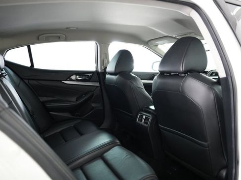 Used 2016 Nissan Maxima 3.5 SV FWD image 41