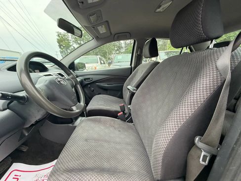 Used 2007 Toyota Yaris S FWD image 13