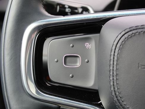 Certified 2024 Lincoln Nautilus Reserve w/ Equipment Group 202A image 16