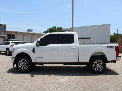 Used 2022 Ford F350 Lariat w/ Lariat Ultimate Package AWD/4WD image 7