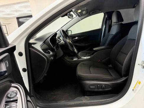 Used 2022 Chevrolet Malibu RS FWD image 14