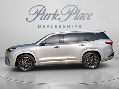 New 2026 Lexus TX 350 AWD image 2