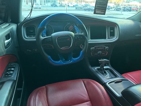 Used 2019 Dodge Charger R/T image 22