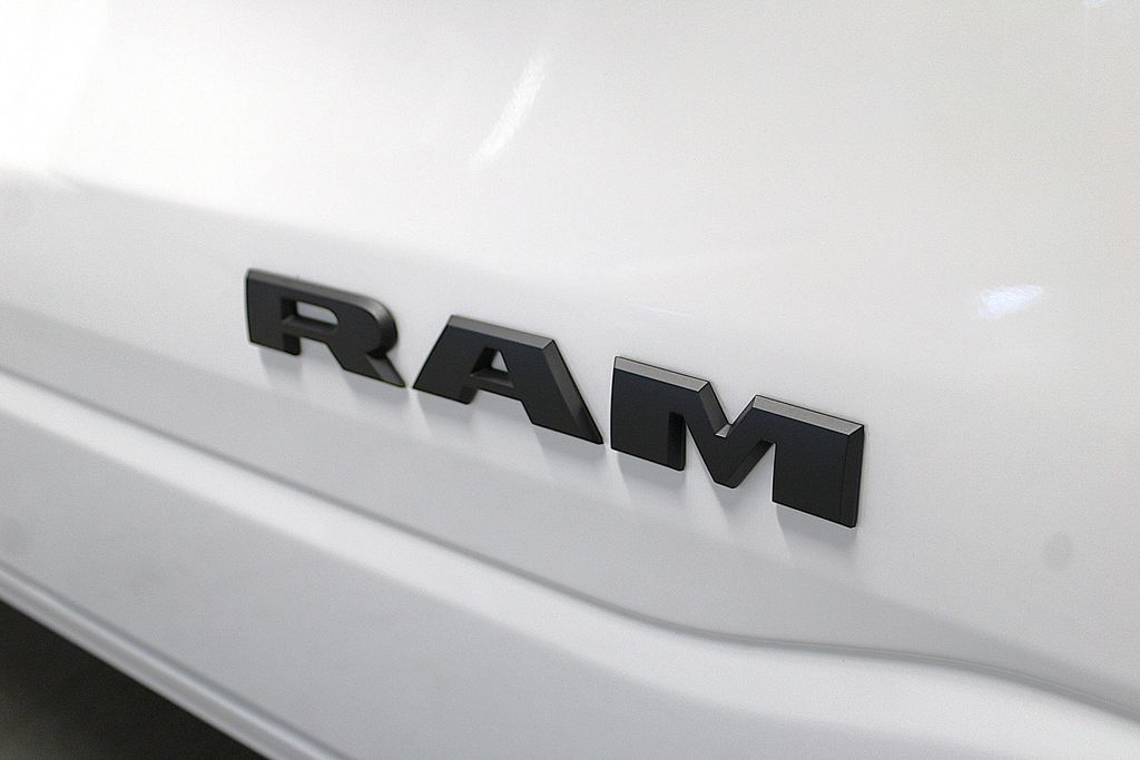 New 2026 RAM 1500 Big Horn AWD/4WD image 41