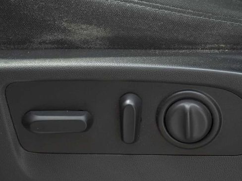 Used 2021 Chevrolet Silverado 1500 RST image 19