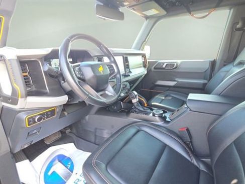 Used 2022 Ford Bronco Badlands w/ Sasquatch Package image 28