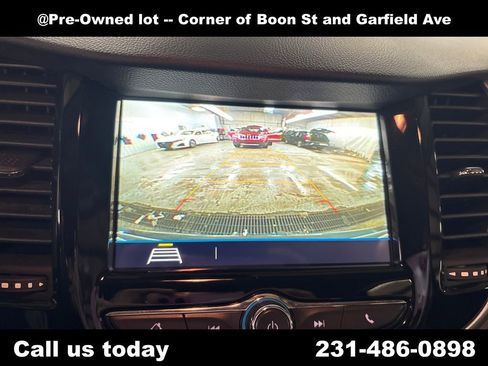 Used 2018 Chevrolet Trax LT w/ LT Convenience Package image 23