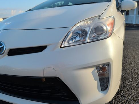 Used 2013 Toyota Prius Two FWD image 30