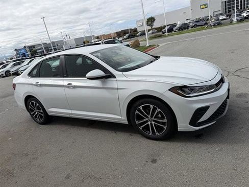 New 2026 Volkswagen Jetta Sport image 7