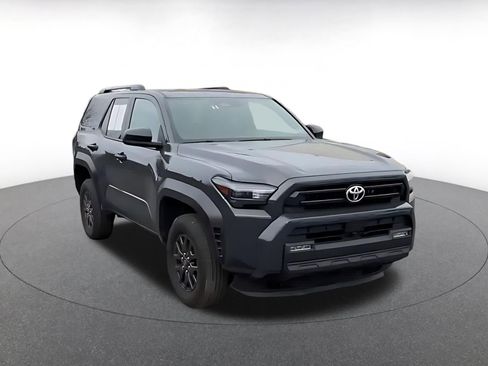 Used 2025 Toyota 4Runner SR5 image 2