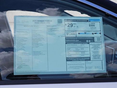 Used 2025 Nissan Rogue SV image 16