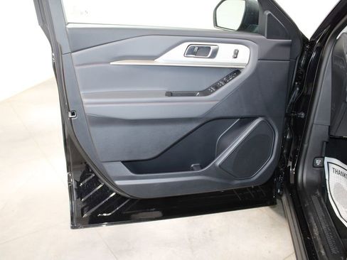 New 2026 Ford Explorer Active w/ Active Comfort Package image 25