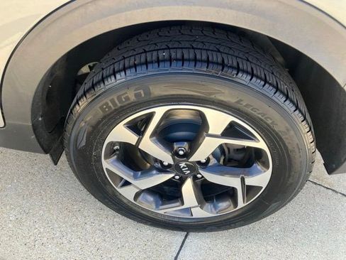 Used 2022 Kia Sportage LX AWD/4WD image 24