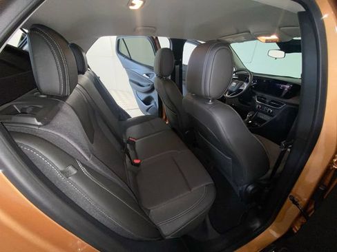Used 2025 Buick Encore GX Preferred FWD image 32