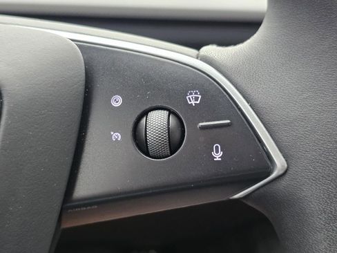 Used 2024 Tesla Model 3 Performance image 30