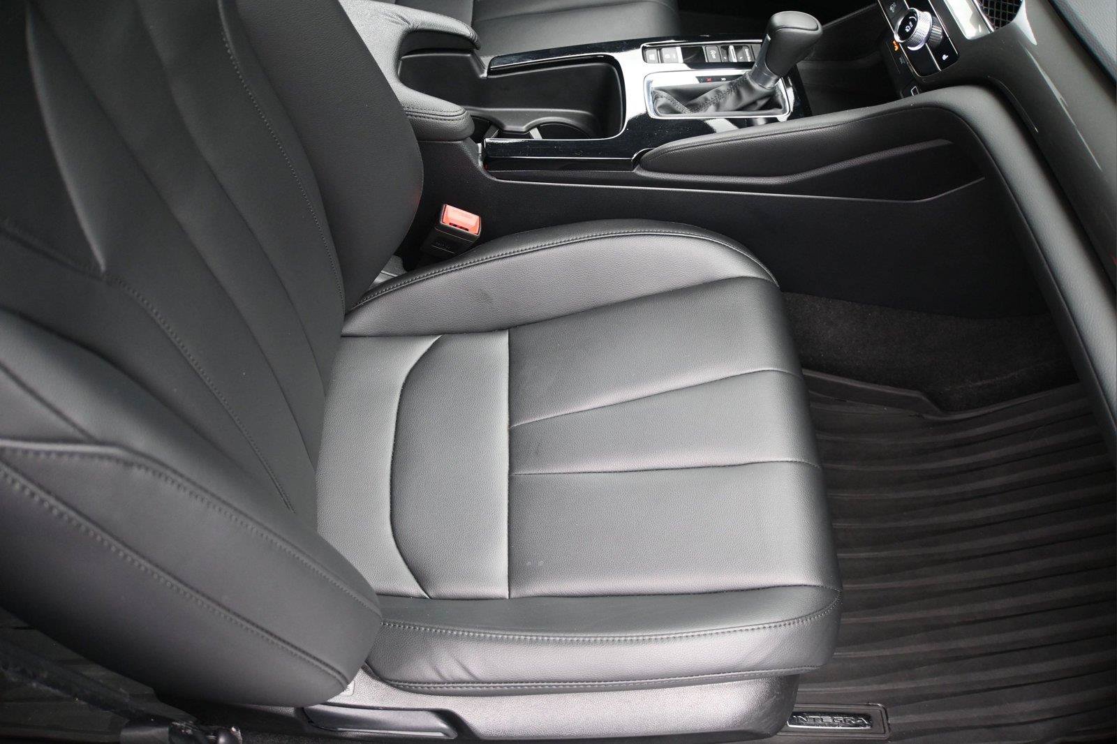 Certified 2025 Acura Integra FWD image 19